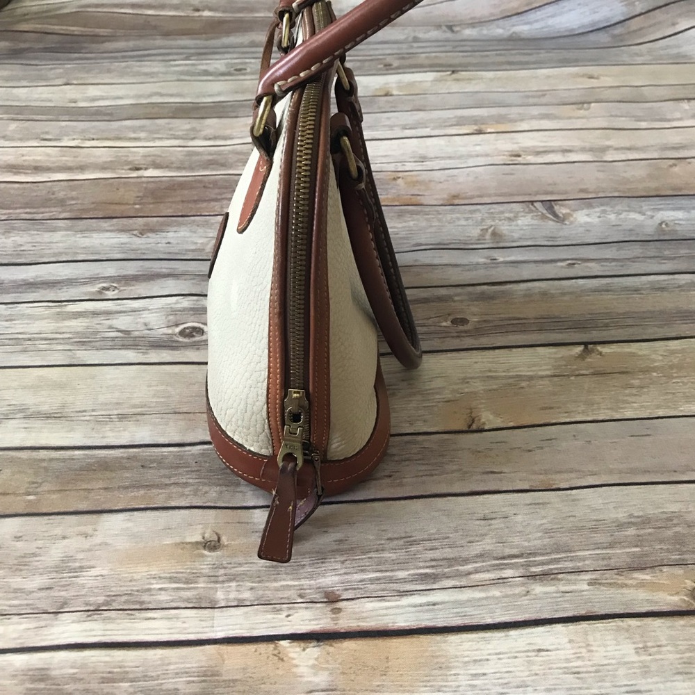 Vintage Dooney and Bourke small domed satchel - Picture 2 of 8